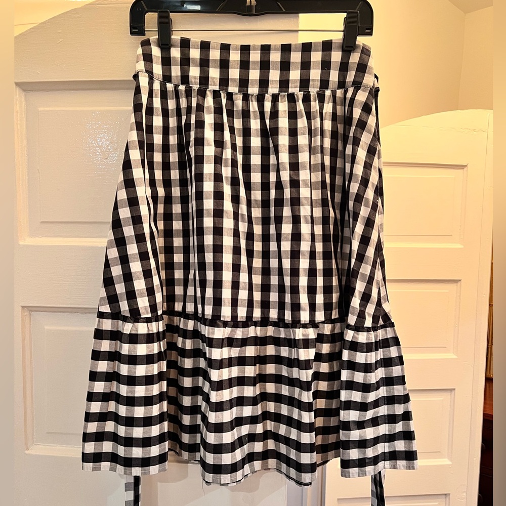 J Crew size 2 black and white checked skirt